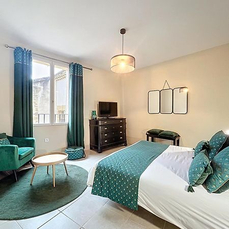 Chambres D'Hotes La Maison De Leonie Collias Экстерьер фото